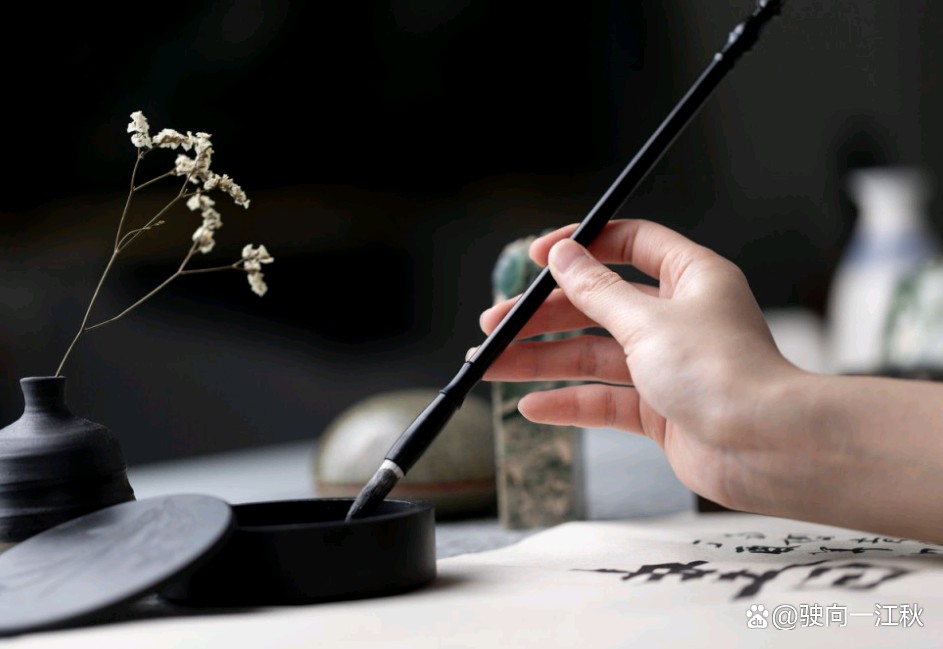 【华夏名篇】分享（江西）优秀诗人龙心红《寒梅》外一首请欣赏（图5）