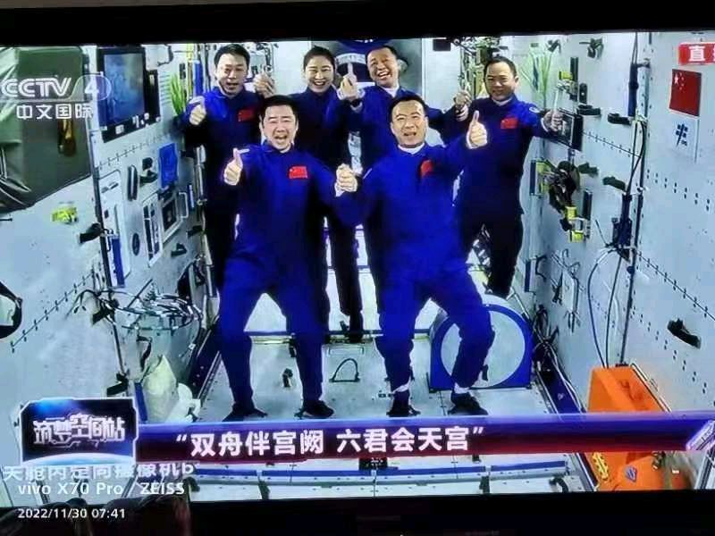 英雄世界城 诗人 赵凤永（北京）【冰心文化传媒】（图3）