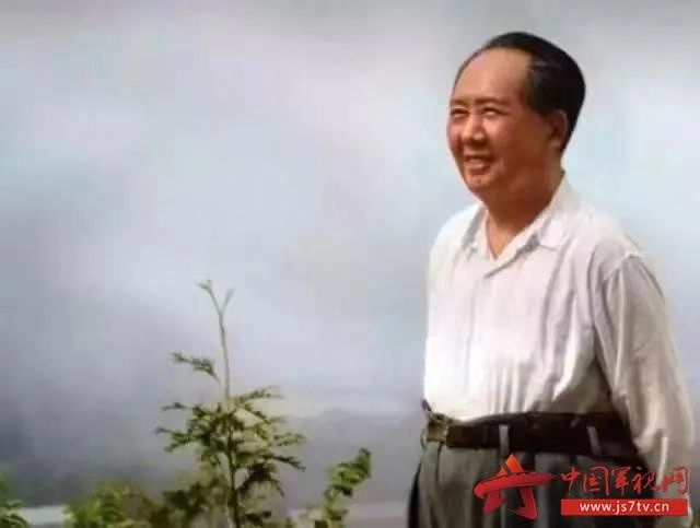 （歌颂缅怀主席）1893—2022年 文／春秋／15首【冰心文化传媒】（图18）