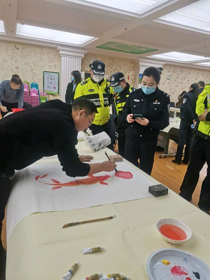 与“荧光黄”携手同行, 翰墨飘香满警营(图6)