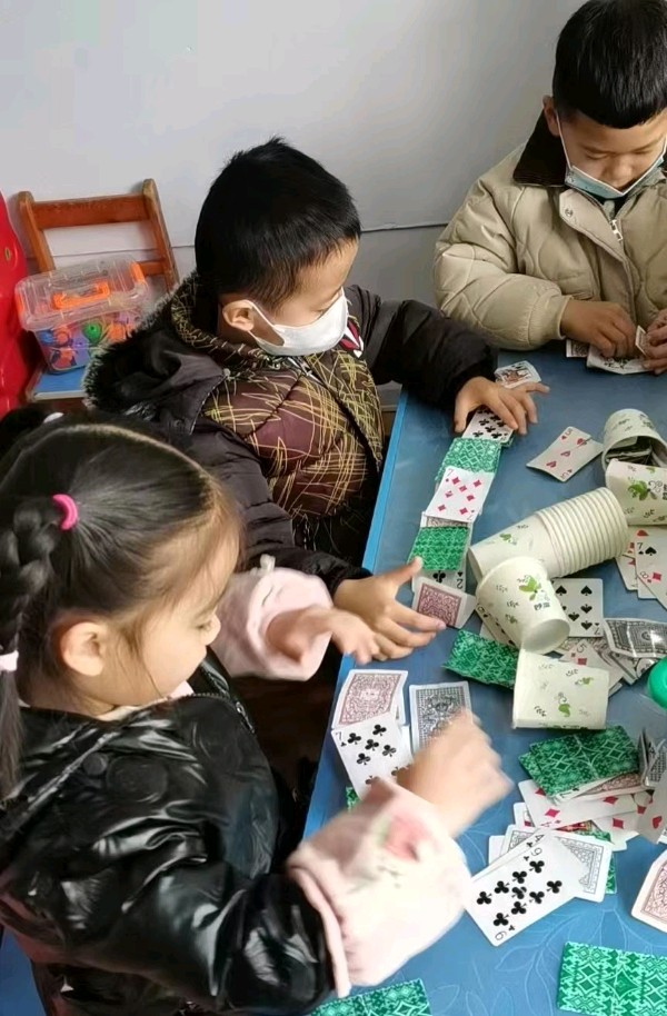 大渡口镇中心学校新康幼儿园开展区域游戏观摩交流活动(图4)