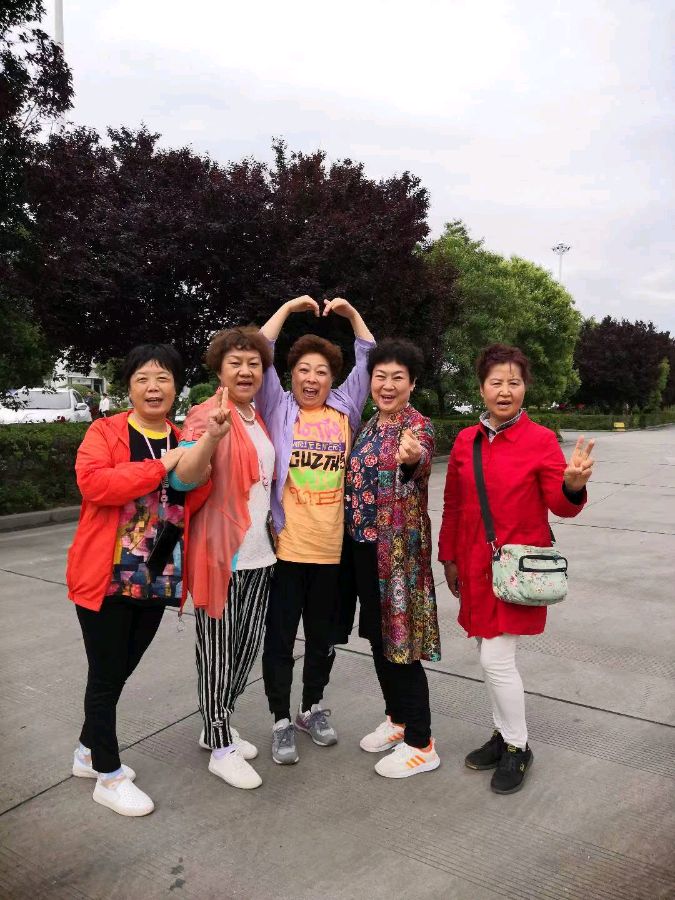 【雅诗总会】精美藏头诗欣赏《太平盛世》(外九首)‖作者:白莲/腊梅(图9)