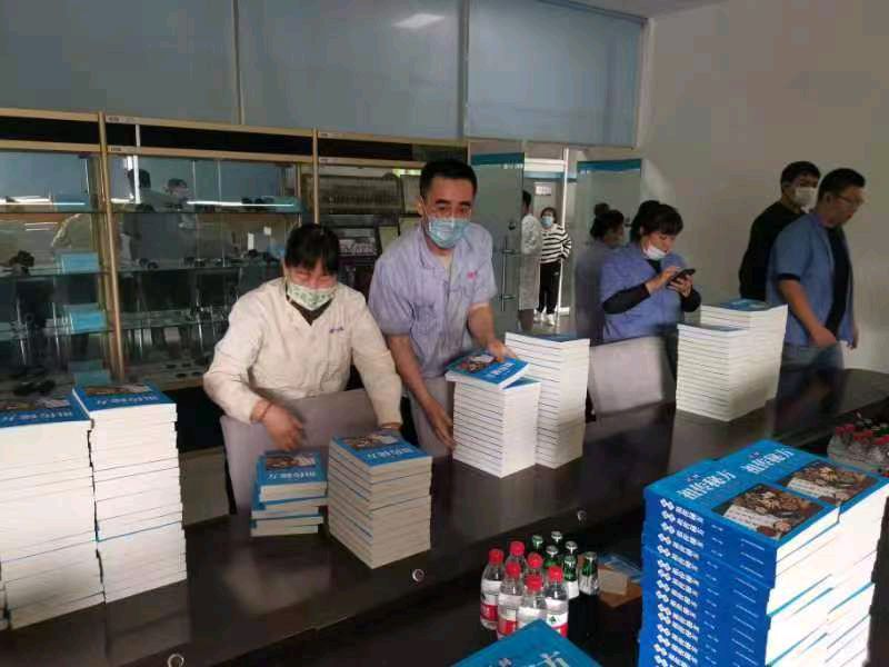 固泰送虎迎兔春/赵卿（图2）