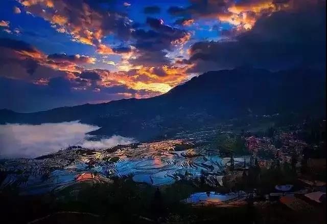 七律.新岁夜(袁中)