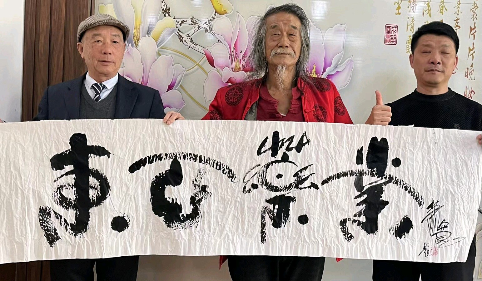 【雅诗总会】艺术家萧宽倾墨挥毫''东亚药业''(图5)