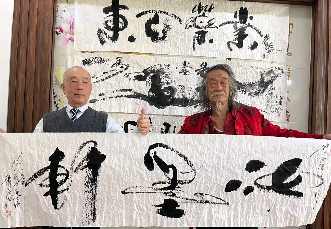 【雅诗总会】艺术家萧宽倾墨挥毫''东亚药业''(图9)