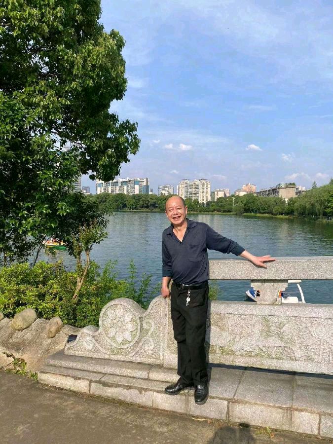 【忆高七二届在望城二中出黑板报】外一首／作者／优秀诗人谢顺友老师请欣赏（图8）