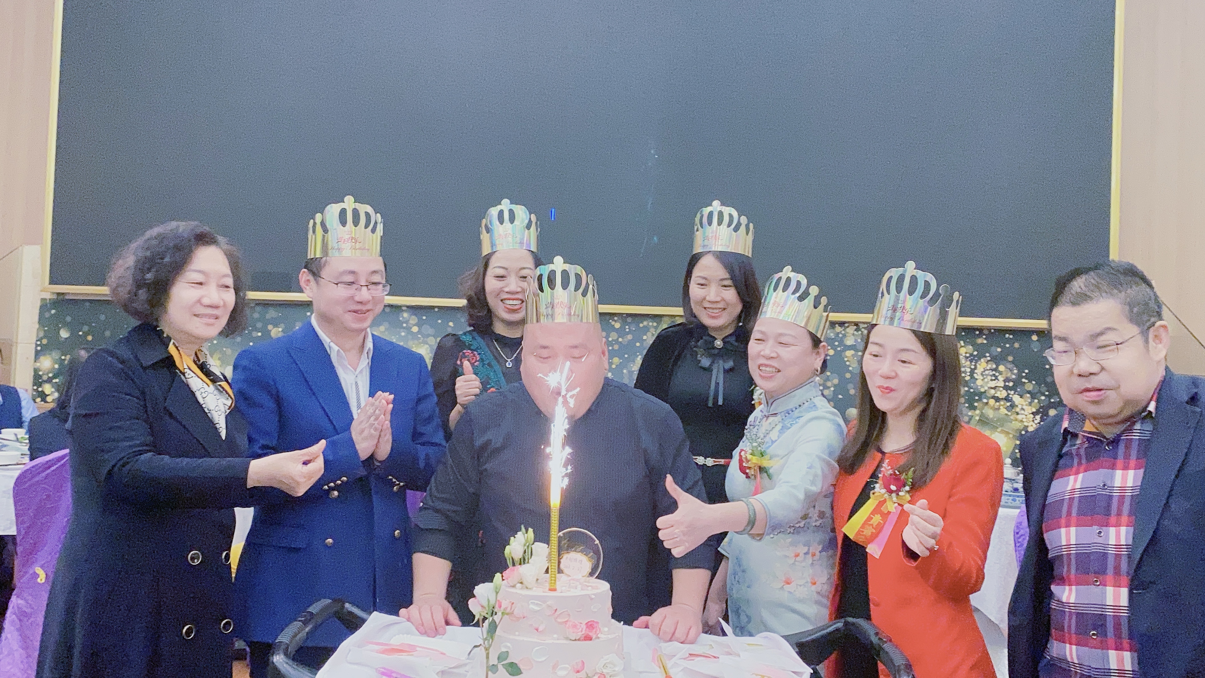 校长们，你的灵魂深处文/青莲雨润（图33）