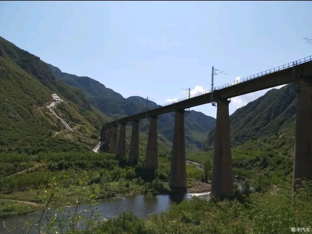 《七律 五十年的回忆》作者：愚翁（图4）