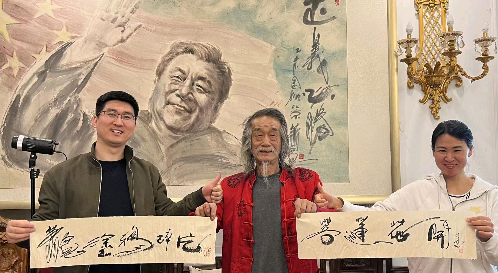 作家报总编辑张富英为萧宽颁发特邀作品奖整版刊介“多才多艺的萧宽”【雅诗总会】(图9)