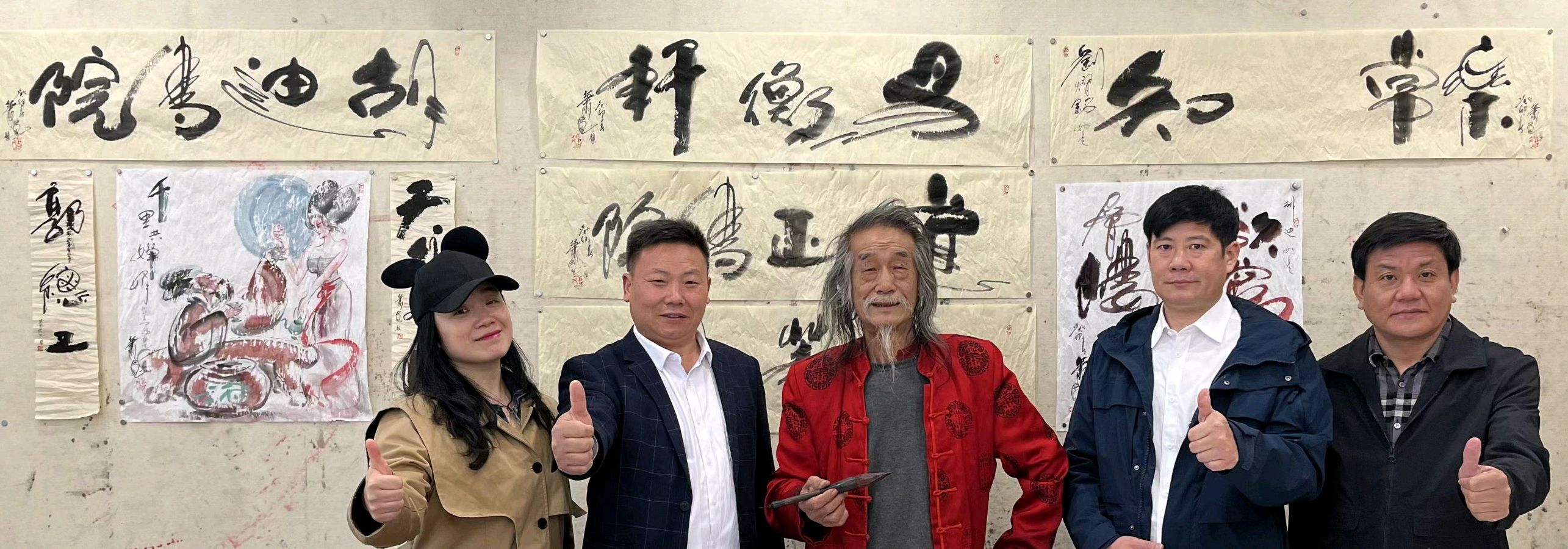 作家报总编辑张富英为萧宽颁发特邀作品奖整版刊介“多才多艺的萧宽”【雅诗总会】(图43)
