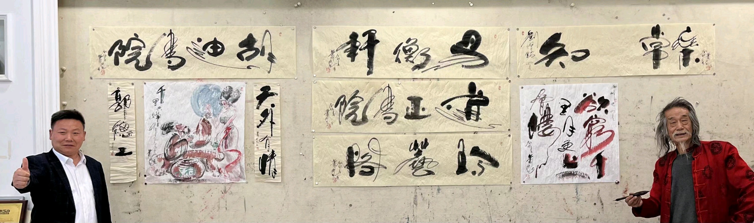 作家报总编辑张富英为萧宽颁发特邀作品奖整版刊介“多才多艺的萧宽”【雅诗总会】(图45)