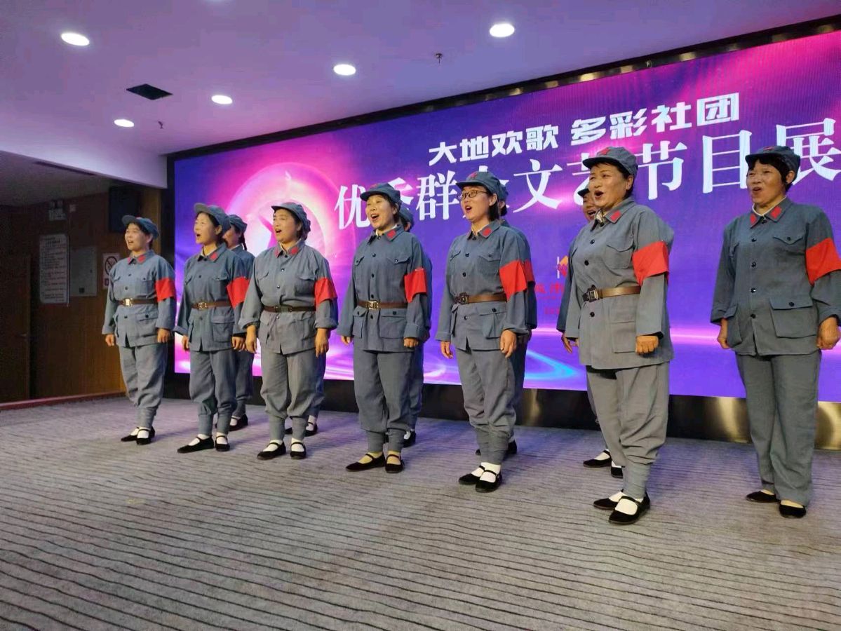 【五一专场】韩城留芳公园艺术团喜庆“五一”国际劳动节，吼起来，舞起来，唱起来（陕西韩城）（图3）