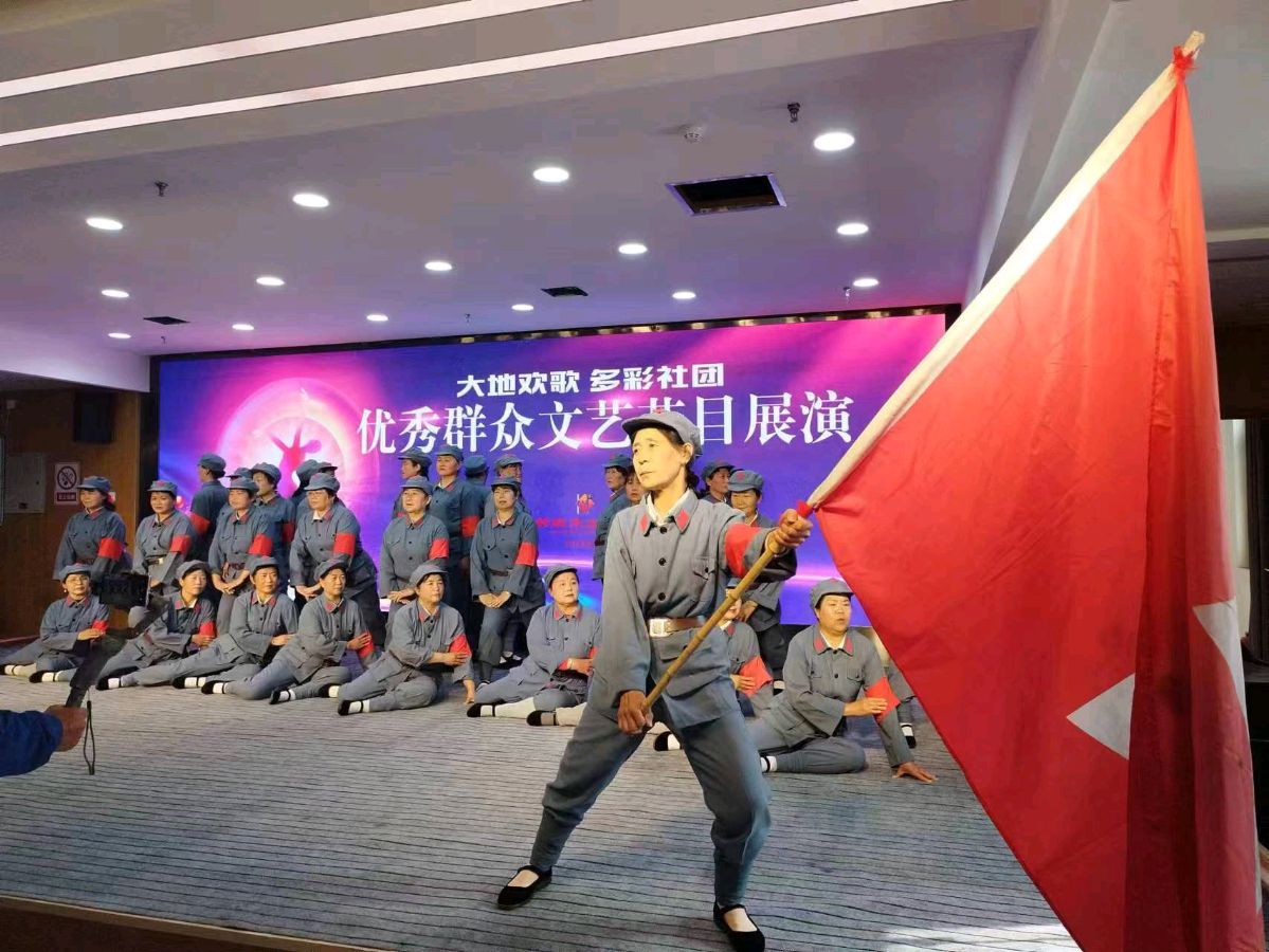 【五一专场】韩城留芳公园艺术团喜庆“五一”国际劳动节，吼起来，舞起来，唱起来（陕西韩城）（图8）