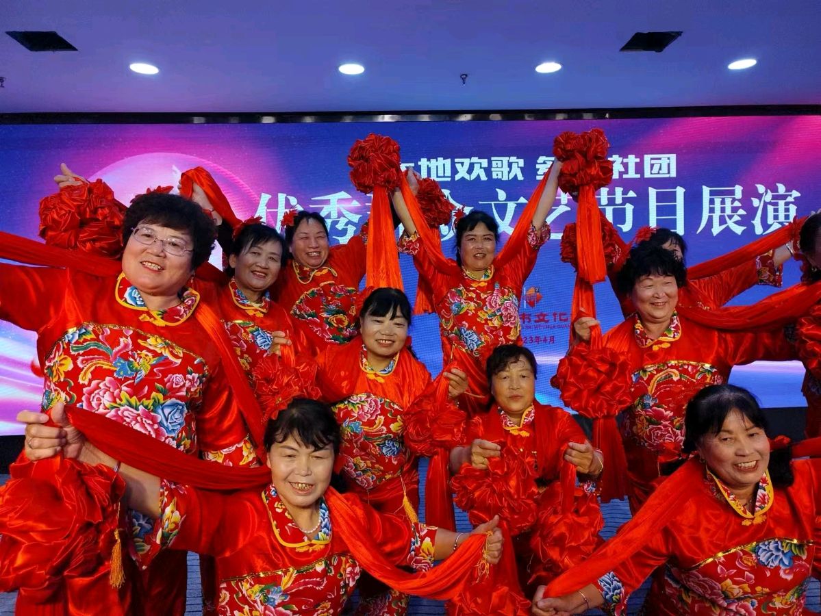 【五一专场】韩城留芳公园艺术团喜庆“五一”国际劳动节，吼起来，舞起来，唱起来（陕西韩城）（图9）