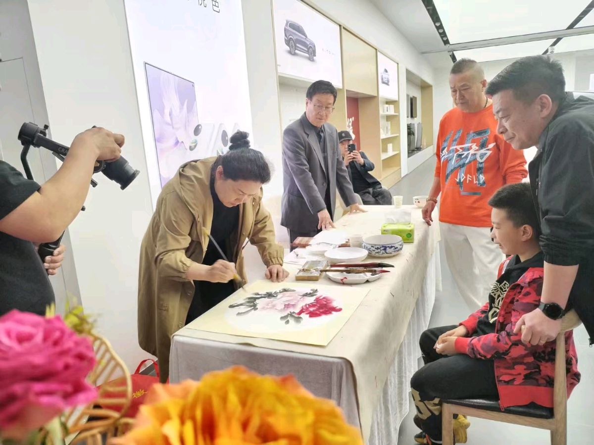 华为授权体验店落户狮城翰墨书香企业文化溢彩流动【雅诗总会】（图10）
