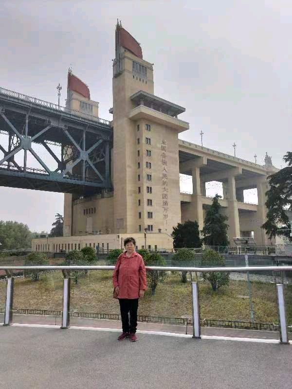 【北京头条】分享优秀诗人杨杰峰诗词选请欣赏（图21）
