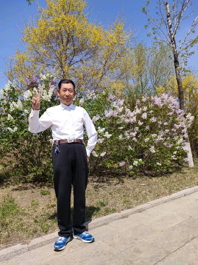 【北京头条】分享优秀作家诗人方亮老师《历史在开玩笑》请欣赏（图17）