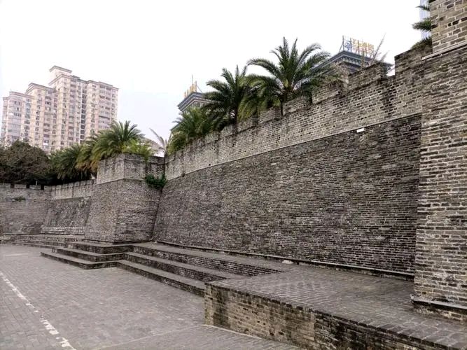 《七律 古城墙》诗人:柳鸣（图3）