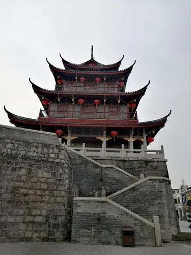 《七律 古城墙》诗人:柳鸣（图2）