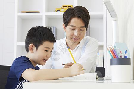 【北京头条】推介优秀作家诗人方亮老师《家教与影响》请欣赏（图4）