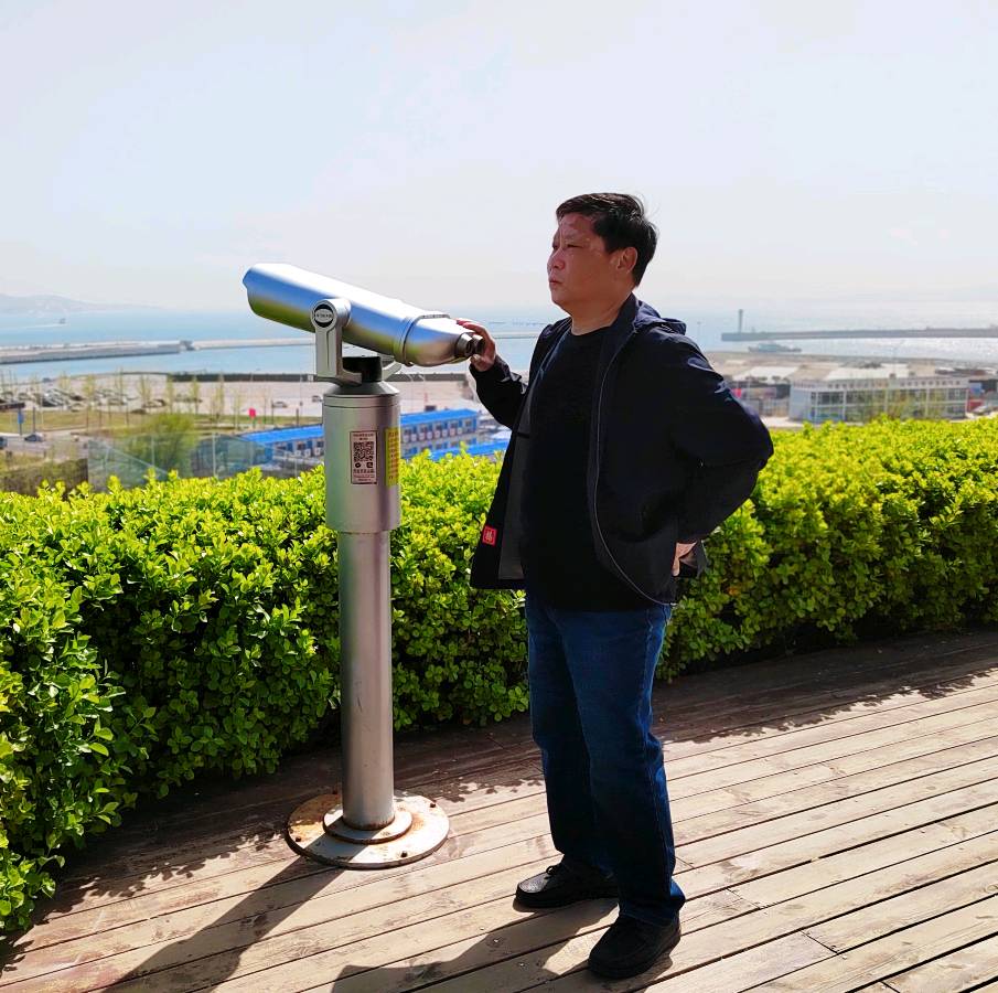 【自由体新诗】《脚踏晨曦》作者/郑金波（图5）