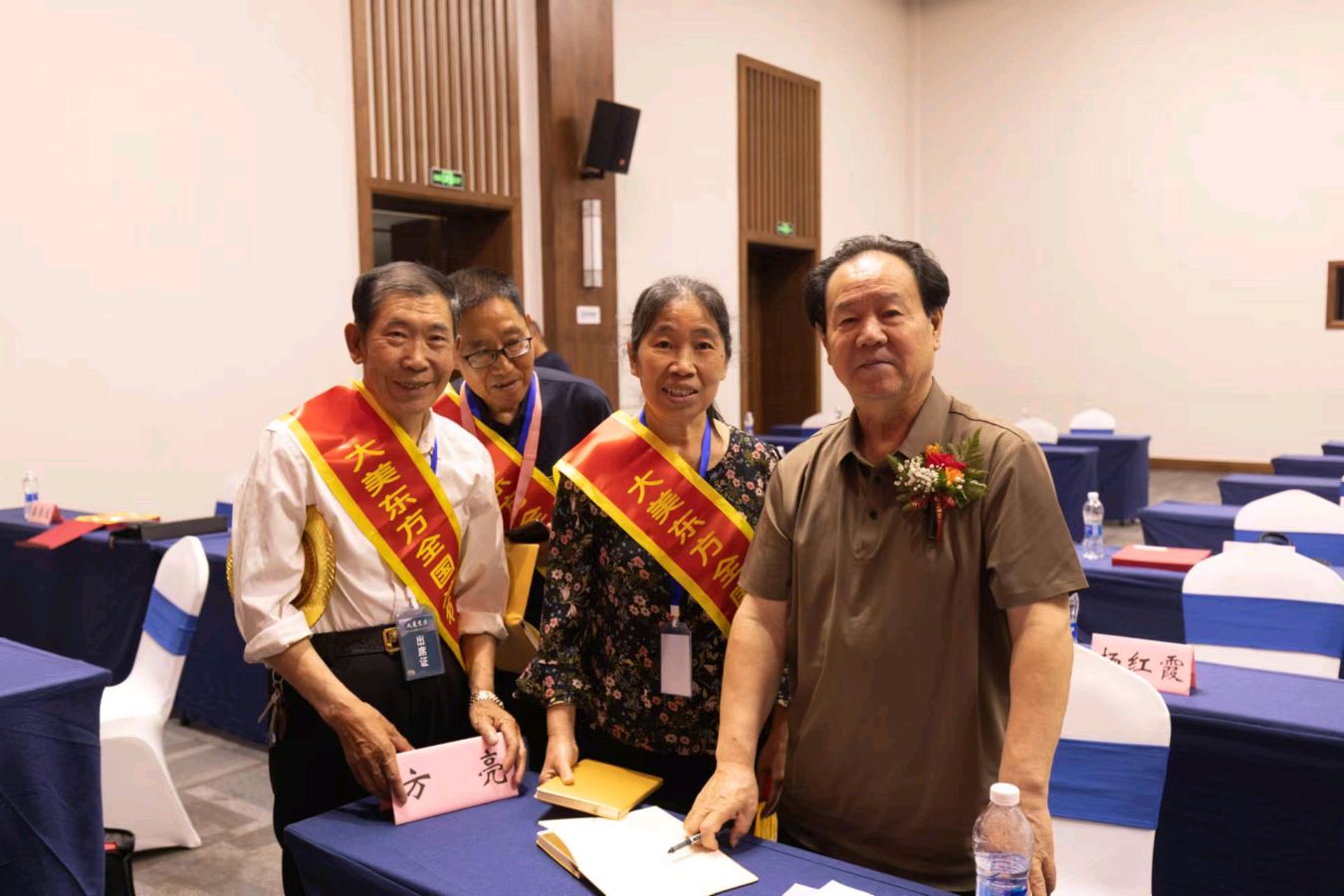 【北京头条】分享优秀作家诗人方亮老师《东方巨人》请欣赏（图13）