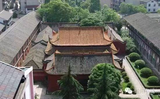 【金榜头条】隆重推介优秀诗人黄明晃(金阳)七律•韵赞唐拉山先生《梅城火坑白话》出版发行》请欣赏(图7)