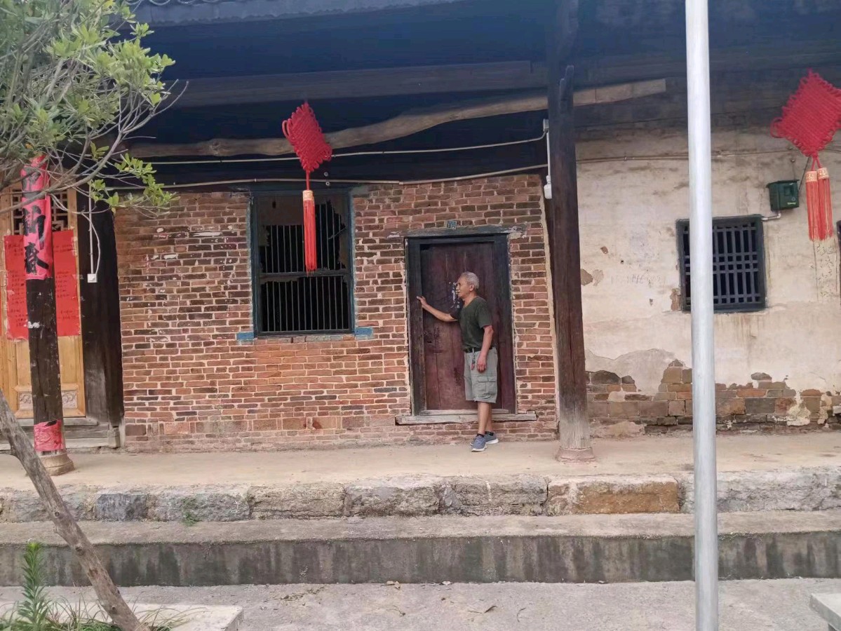 【北京头条】推介优秀诗人王理松《回长沙抒怀》外二首怀请欣赏（图5）