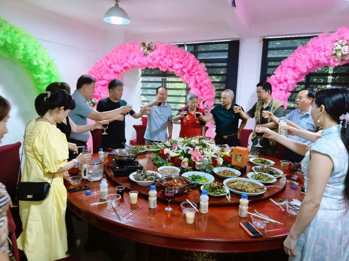 端午节时庆功宴——再唱山路十八弯演艺团宣传部•朱矩蓉【晓犁文化传媒-1890】（图4）