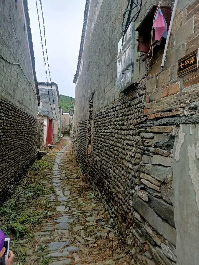 北宋遗存古村落(大源村)律词二首《七律 ·枧田街行吟》、《鹧鸪天·大源村》作者/吴云钦(图2)
