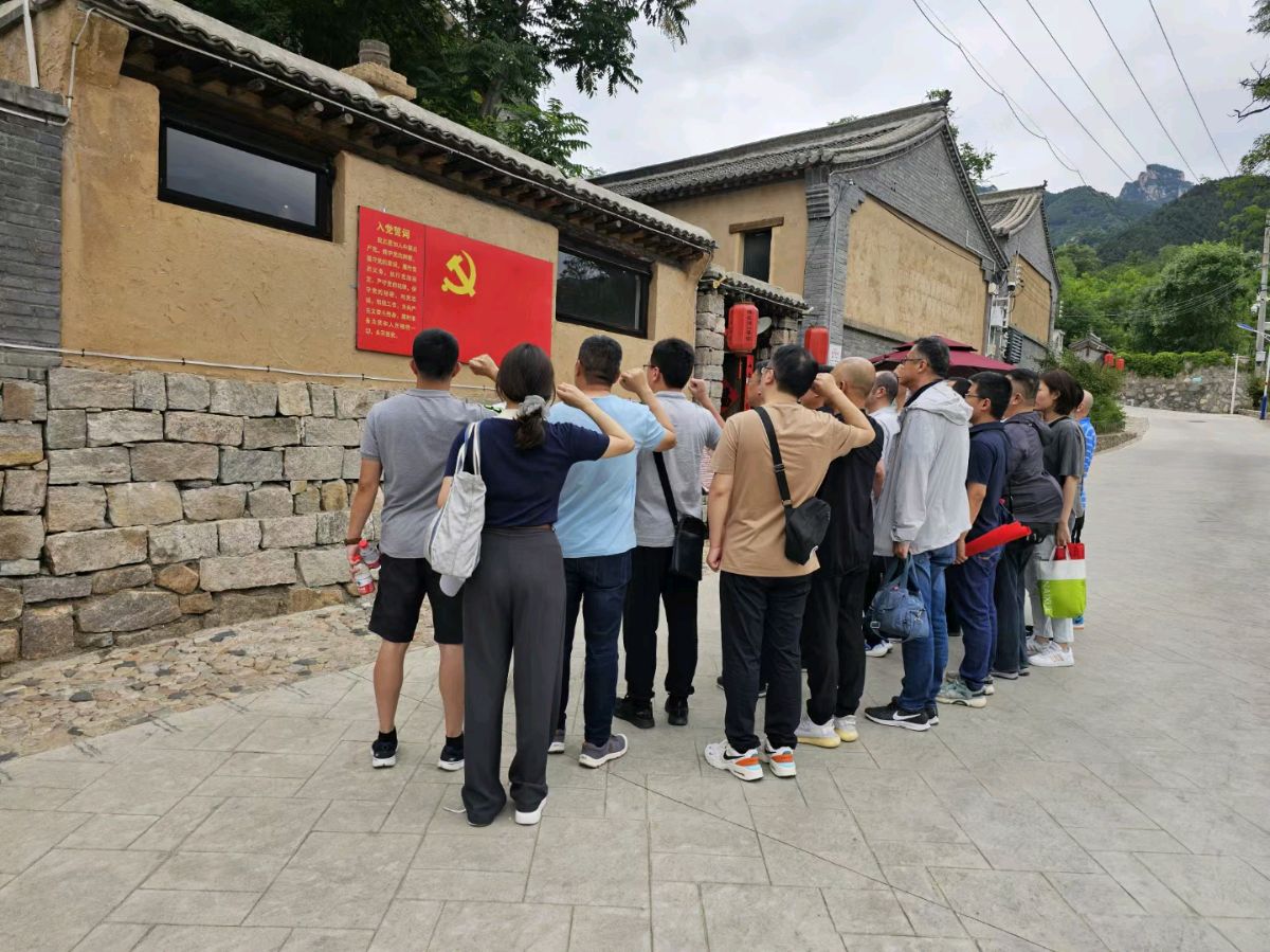 【北京头条】推介优秀诗人张动组诗请欣赏(图9)