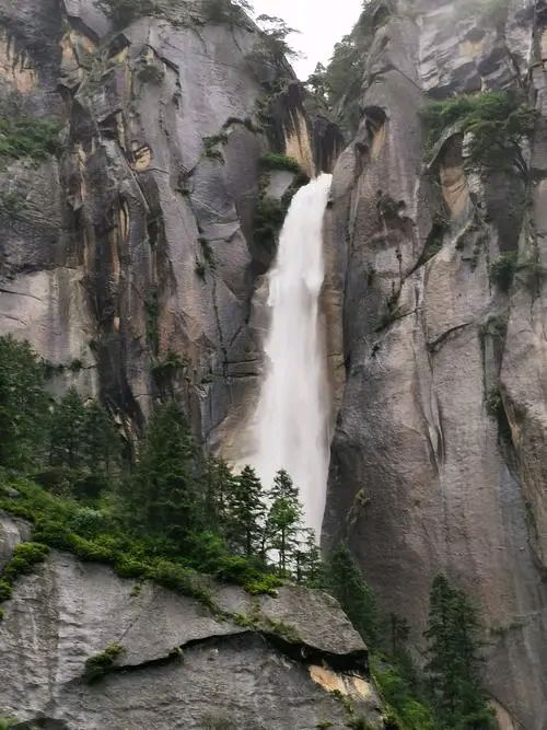 《七律 · 游林芝》诗人:柳鸣（图4）