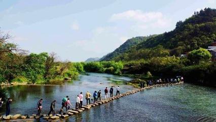 【北京头条】推介优秀诗人龙心红《空调赞》外三首请欣赏（图5）