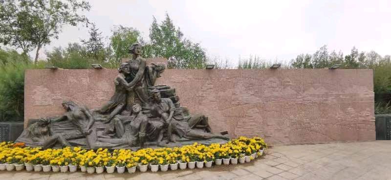 【纪念八一建军节之六】蝶恋花·参偈慕生忠将军楼：文图／董俊青（青海西宁）（图11）