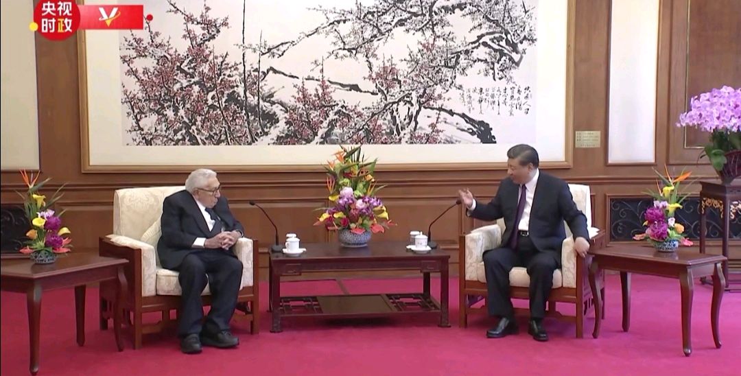 礼赞基辛格访华 文/李景和(图3)