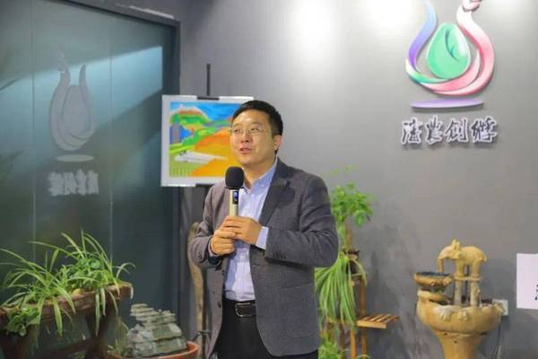 【北京头条】推介（北国之春）李建华为豪玛集团支部书记、董事长主席曹文悦先生赋七律一一首请欣赏（图5）