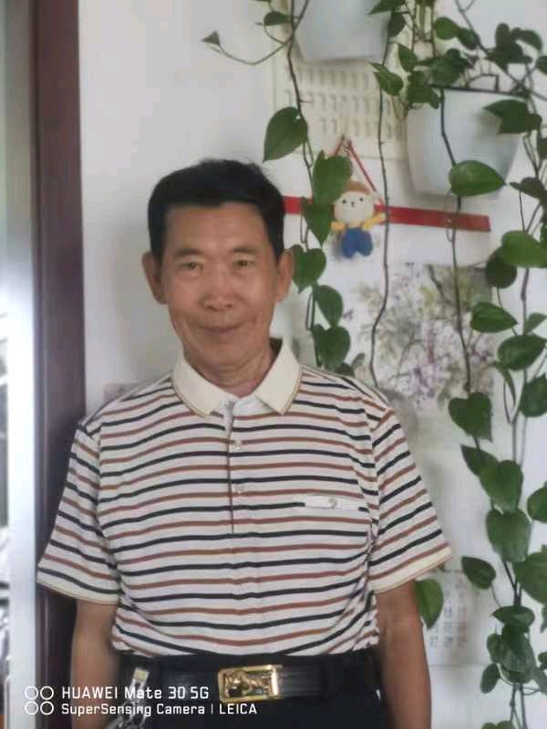 【大东方诗画社】分享优秀作家诗人方亮老师《卖菜的小贩》请欣赏（图10）