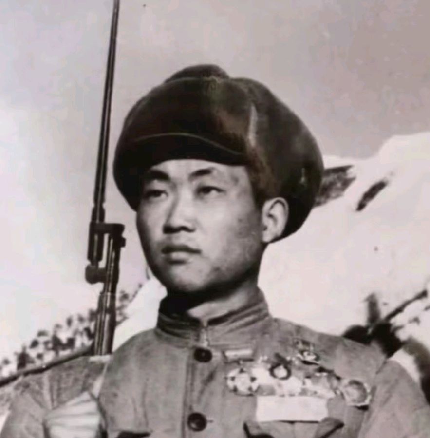 【北京头条】推介韦太元先生的报告文学《特等功战斗英雄胡修道》(中)请欣赏(图6)