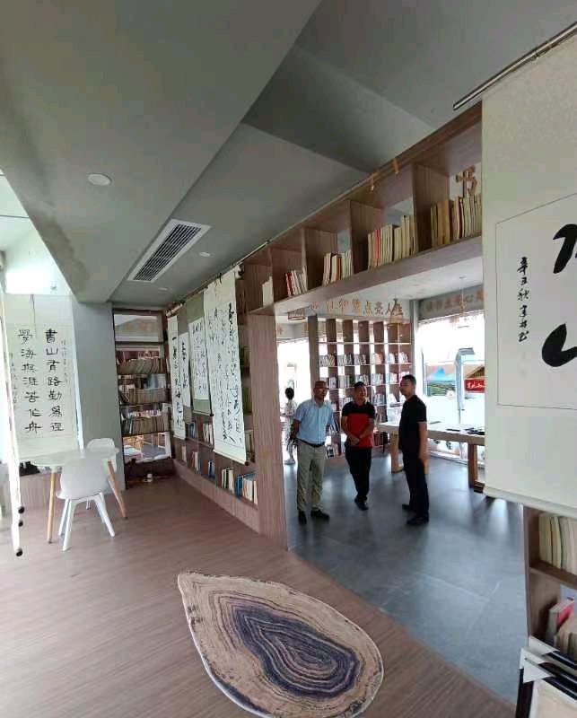 【北京头条】推介(湖北)优秀作家诗人催怀强雪域华国堂新洲行六《鹊桥仙·靠山小镇乡愁》(图11)