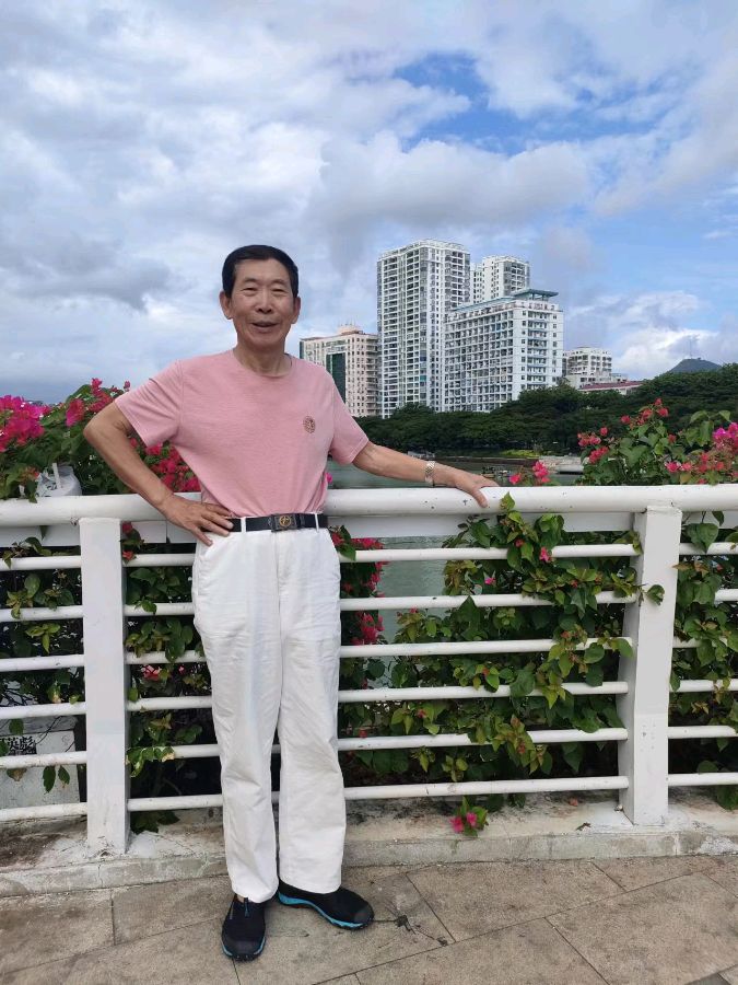 【大东方诗画社】分享优秀作家诗人方亮老师《人类命运共同体》广请欣赏（图14）