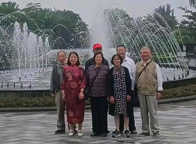【中华好诗词】分享优秀诗人蔡学伦老师《七律·海南旅游答谢表弟表妹盛情款待》请欣赏（图7）
