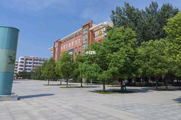 【为鲁山一高教工新居题名记】作者/黄兴民请欣赏(图4)