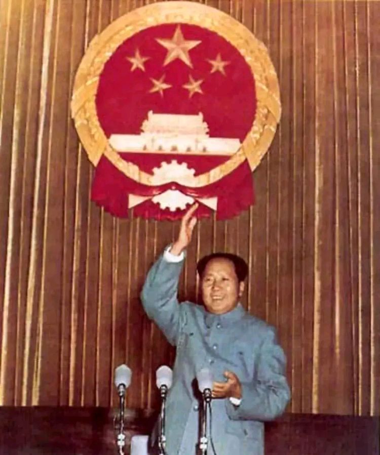 沁园春*深切缅怀毛主席一一纪念毛主席诞辰130周年 文／明长春/江苏滨海/南京头条（图4）