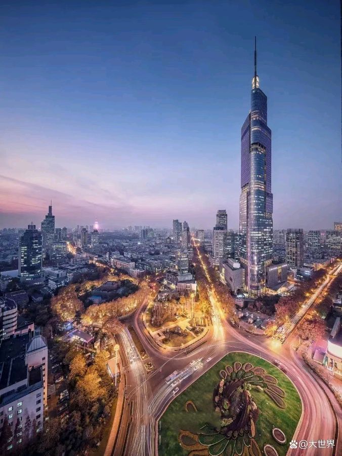 南京紫峰大厦-作者/王兴伦-西银/北京头条（图2）