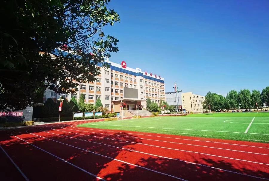 原平市教研室相关领导高度评价实达中学三标课堂