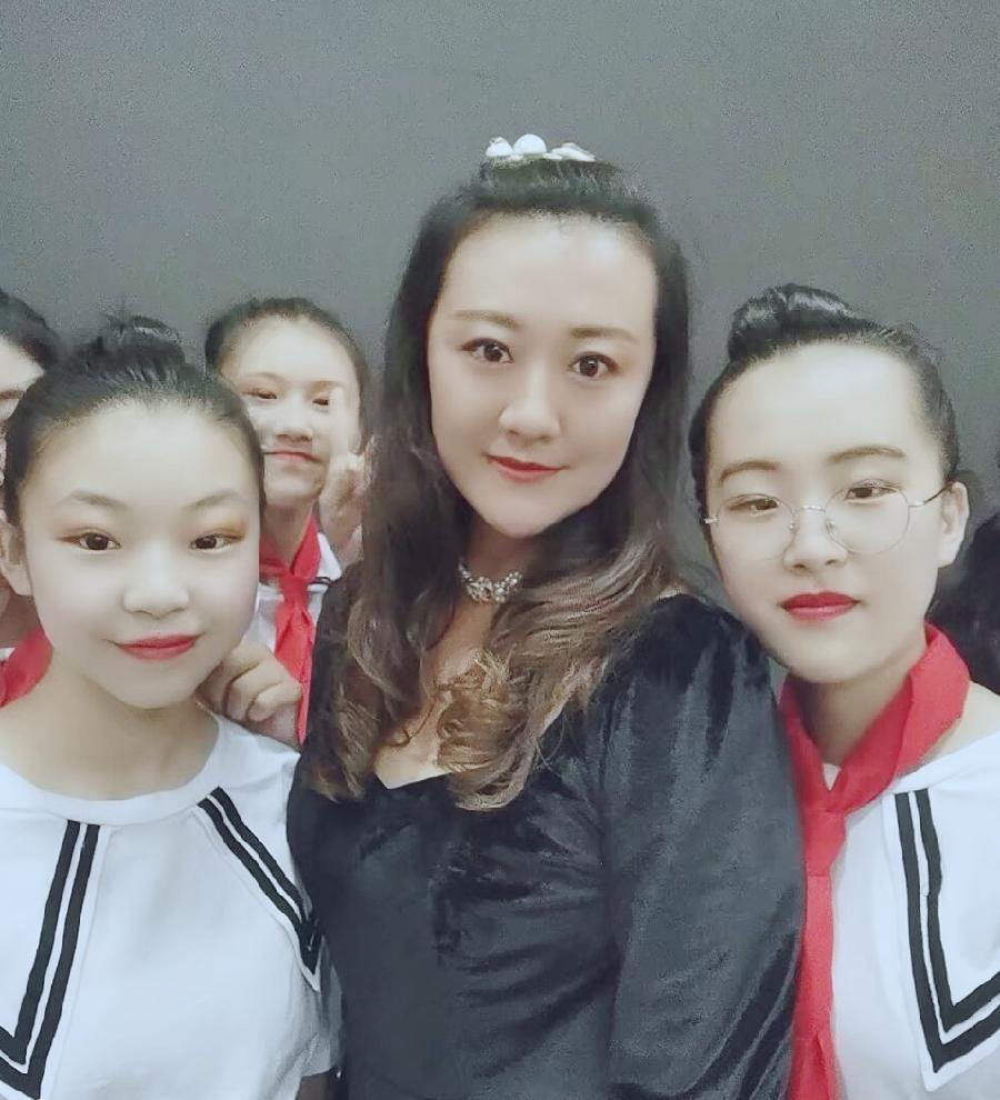 杨晶晶、毛岳苗、韩梅、李英岐、温树椿、贾永青:让教育充满爱——读孟国泰《大众教育学》之“情感与胸怀”有感