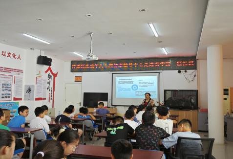 怀柔区未成年人心理健康辅导中心与南华园一区社区五老工作室联合举《健康成长与情绪自控管理》宣讲活动（图14）