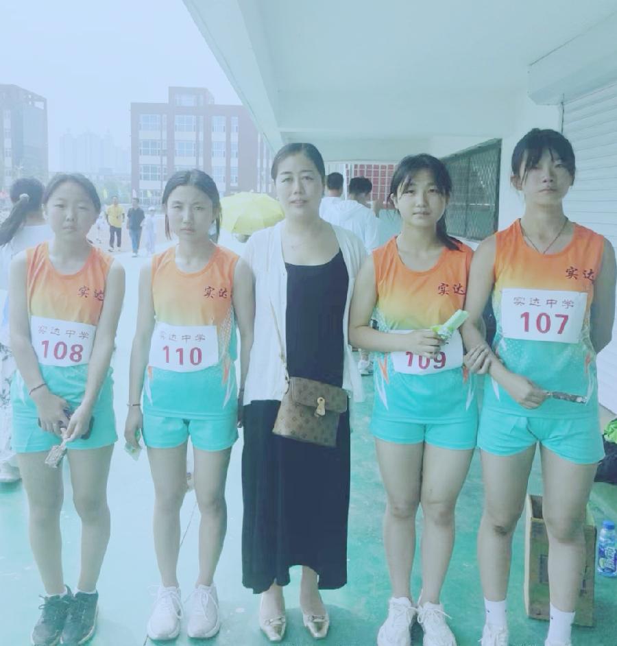 实达大先生郑艳华：“做人先健体”的重要性