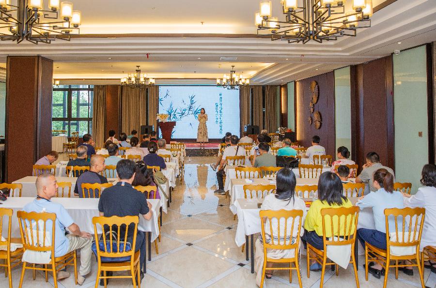 「作协动态」重庆南岸区作家协会召开散文创委会成立暨创作分享会（图3）